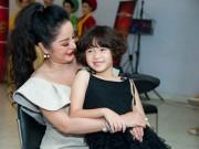 Giải trí - Thúy Nga tiết lộ con gái dễ theo hài bởi đôi lông mày "xệ" rất giống Trấn Thành