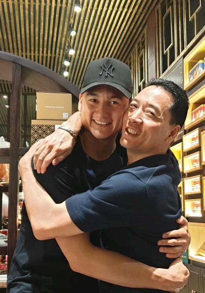 Việt Nam thắng Jordan, người chị amp;#39;đặc biệtamp;#39; bất ngờ khoe ảnh Đặng Văn Lâm khiến fan nữ amp;#39;lịm timamp;#39; - 5