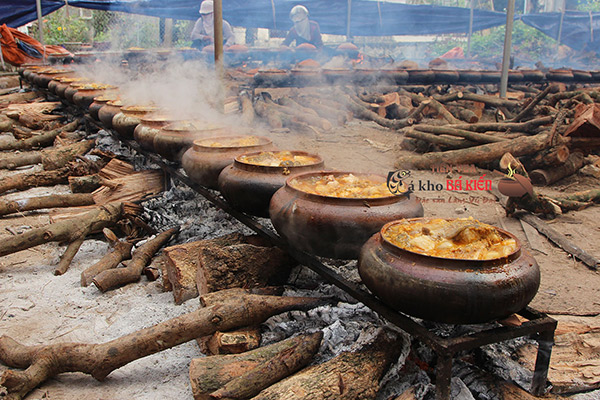 Cá kho Bá Kiến, Tiến Vua – quà tết như ý - 3