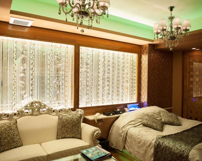 Có gì bên trong những khách sạn tình yêu nổi tiếng nhất Nhật Bản? - 11