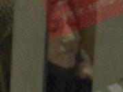 Giải trí - Khó tin hình ảnh Triệu Vy cam chịu để đồng nghiệp nam "cưỡng hôn"