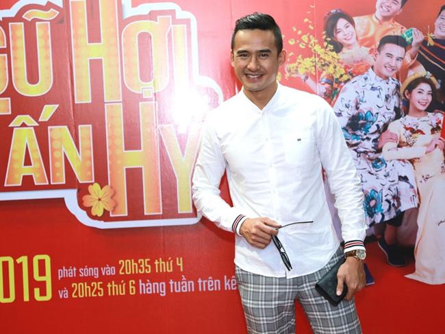 Sau ly hôn, Dương Cẩm Lynh vất vả kiếm tiền, không ngại “đèo” con bôn ba ngoài phim trường - 4