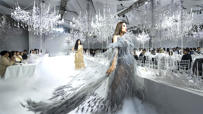 Thông điệp vẻ đẹp tự do của phái đẹp được mang lên show diễn “khủng” của Lý Quí Khánh - 1