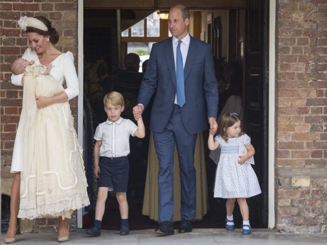 Phá vỡ quy tắc Hoàng gia nhưng vợ chồng Hoàng tử William luôn được ca ngợi khi dạy con - 4