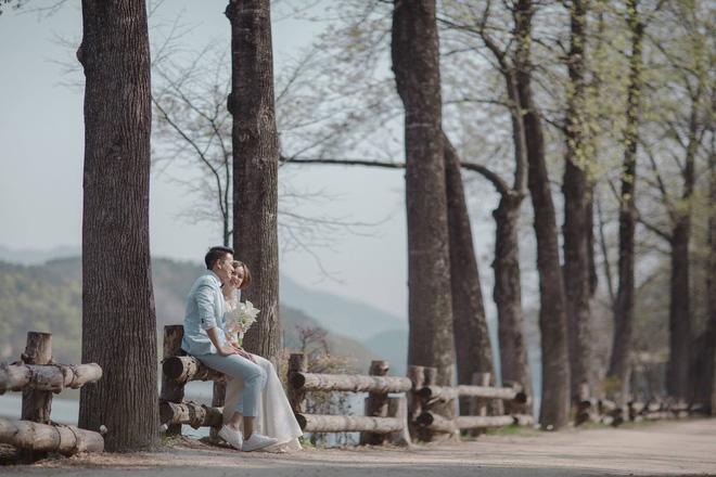 Chuyện tình amp;#34;nhà nàng ở cạnh nhà tôiamp;#34; suốt 15 năm và bộ ảnh cưới tại Hàn đẹp như mơ - 13