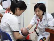 Sức khỏe - Bé trai 5 tuổi bị viêm dạ dày, BS cảnh báo cha mẹ bỏ ngay thói quen này với trẻ
