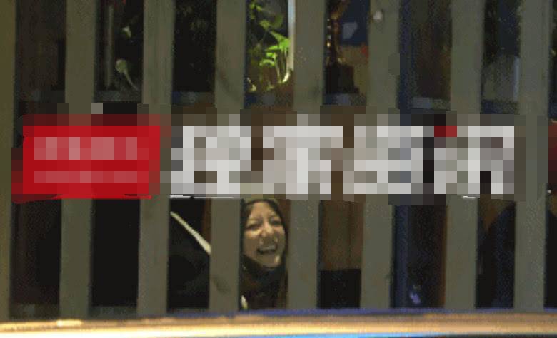 Ngôi sao 24/7: Lộ chân dung người đàn ông amp;#34;cưỡng hônamp;#34; Triệu Vy không phải ông xã Huỳnh Hữu Long - 2