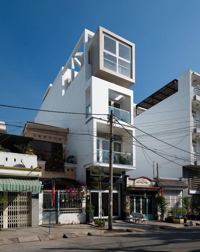 Nhà ống ở TPHCM khiến tạp chí kiến trúc hàng đầu thế giới phải mê mẩn - 1