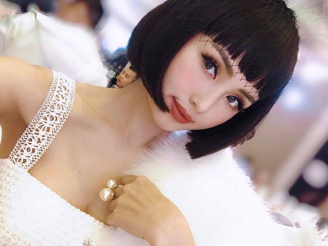 sao viet 24h: le phuong co thai, giao het cho chong kem 7 tuoi nghien cuu viec bau bi - 10