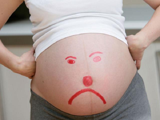 Ra máu khi mang thai có nguy hiểm cho mẹ bầu?