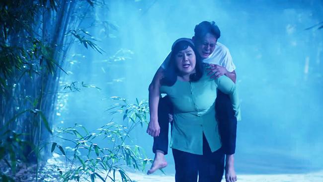 Bi hài amp;#34;về làngamp;#34; cùng Cô Thắm: Công Gạo Nếp Gạo Tẻ khóc nức nở vì bị... gái tán - 10