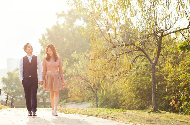 Rapper Tiến Đạt và bà xã tung ảnh cưới đẹp như tranh ở quê hương của tình cũ Hari Won - 10