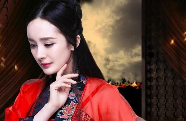 20 tuổi lấy vua già đần độn, mỹ nhân này 6 lần lên ngôi Hoàng hậu, 5 lần bị phế - 1