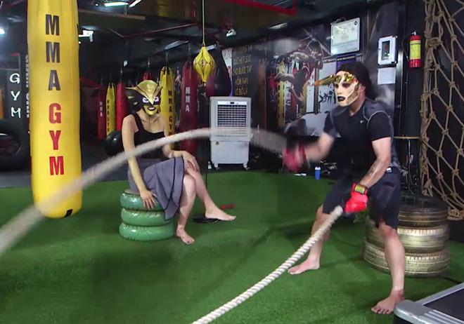 Top 10 Hoa hậu sốc khi đi hẹn hò, bị coi như amp;#34;Thằng đàn ôngamp;#34; - 3