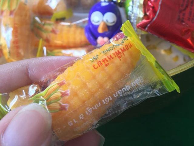 Cận Tết, dân mạng Việt rần rần khoe ảnh món ăn huyền thoại: Thấy kẹo bắp là… thấy Tết