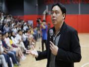 Làm mẹ - Triết lý dạy con của triệu phú vươn lên từ đứa trẻ bị đuổi khỏi trường, ai cũng thán phục