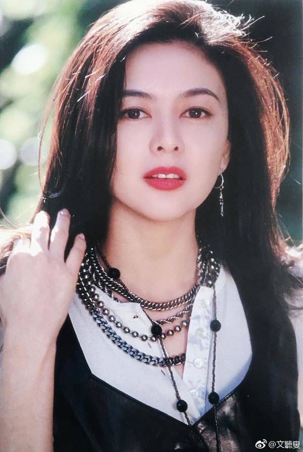 Ngôi sao 24/7: Bạn trai cũ Song Hye Kyo dù che mặt vẫn gây sốt vì quá thần thái - 8