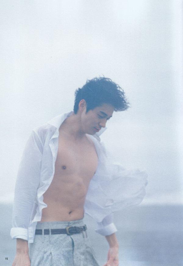 Sau chàng tuyển thủ Nhật Bản, dân mạng lại phát cuồng người đàn ông 3 con đến từ nước này - 4