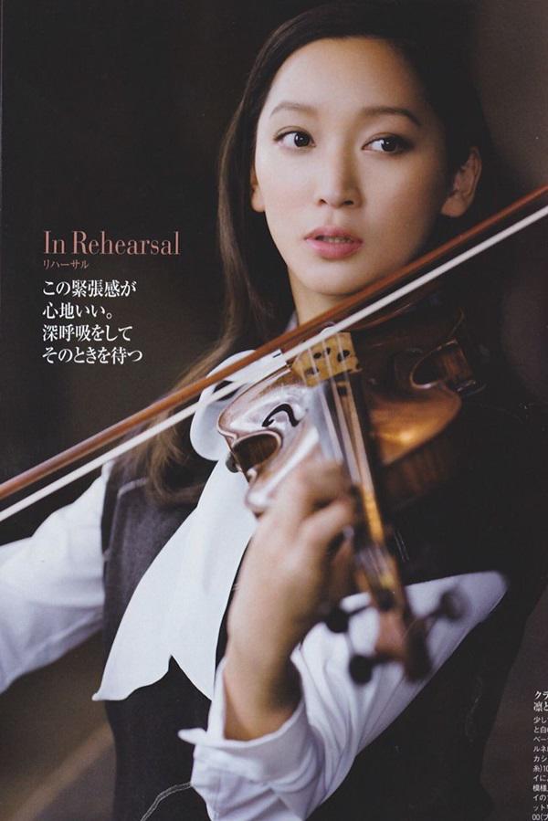 Sau chàng tuyển thủ Nhật Bản, dân mạng lại phát cuồng người đàn ông 3 con đến từ nước này - 10