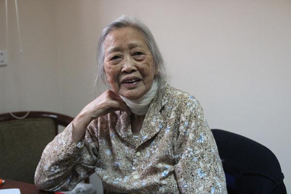 Cụ bà ly hôn ở tuổi 86 vì chồng cả đời không rửa bát: “Giờ tôi được là chính mình” - 5