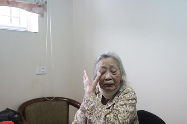 Cụ bà ly hôn ở tuổi 86 vì chồng cả đời không rửa bát: “Giờ tôi được là chính mình” - 3