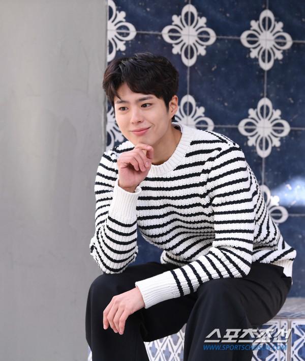 Hôn Song Hye Kyo, chàng trai trả lời như nào khi được hỏi về phản ứng của Song Joong Ki? - 3