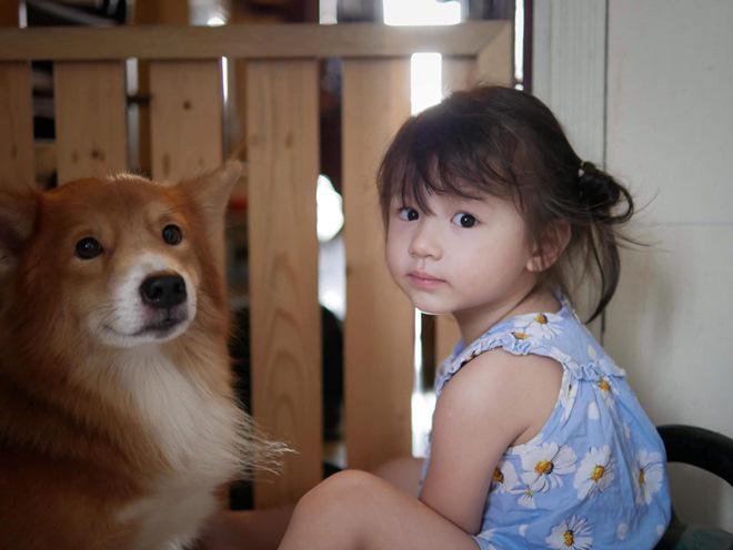 Mới ngày nào bé xíu, giờ amp;#34;công chúaamp;#34; của Phương Vy và chồng Tây đã lớn xinh thế này! - 5