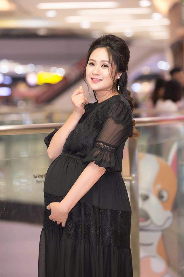 Diễn viên dự sinh đúng mùng 1 Tết bật mí phản ứng của con trai khi biết sắp có em - 4