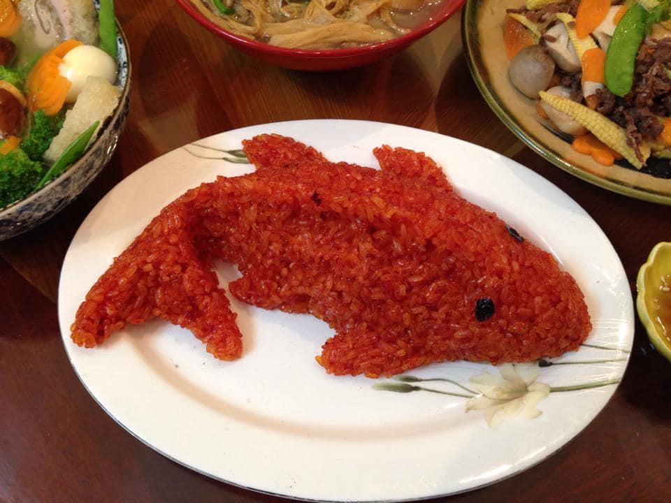 Nàng dâu lên mạng “tố” bố chồng biến xôi cá chép thành “xôi cá đuối”, dân mạng soi điểm lạ - 1