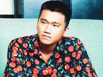 Hiện tượng Mr Cần-Trô: Từng lủi thủi ăn mì tôm một mình trong phòng, nghe người ta đón Tết