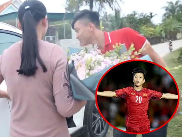 Cầu thủ điển trai Phan Văn Đức tậu xế hộp tiền tỷ khiến mẹ đẻ vỡ òa xúc động