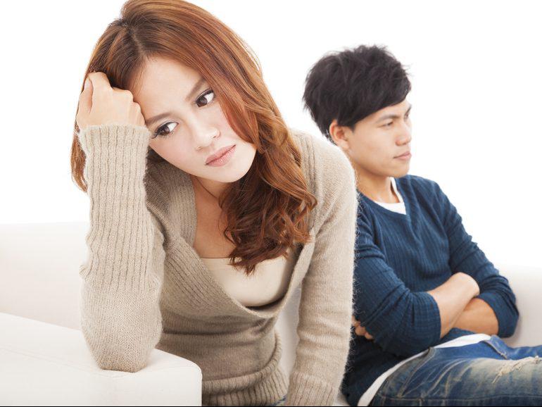 Đưa chồng đi dự tiệc tất niên, tôi bị tát sưng mặt vì cuộc gặp gỡ định mệnh - Ảnh 1. Đưa chồng đi dự tiệc tất niên, tôi bị tát sưng mặt vì cuộc gặp gỡ định mệnh - Ảnh 1.