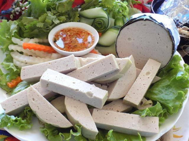 Tết này tự làm giò lụa vừa ngon vừa sạch để cả nhà thưởng thức