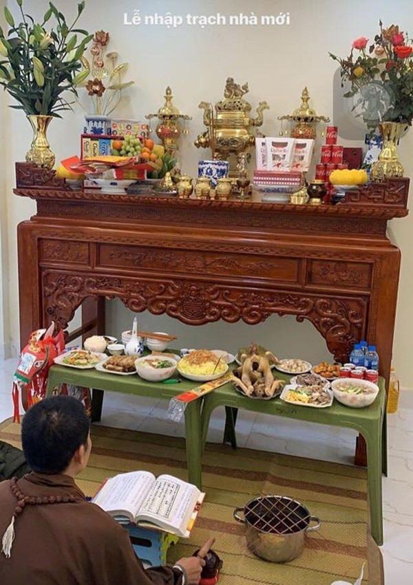 Duy Mạnh xây nhà riêng đẹp không kém Đức Chinh nhưng phản ứng của Quỳnh Anh mới gây chú ý - 1