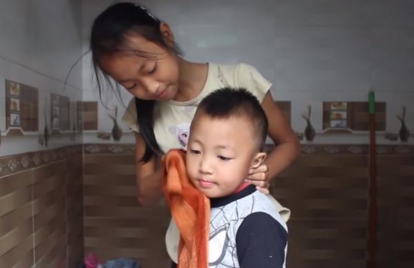 Mẹ Hà Nội 8 lần amp;#34;đẻ nhanh như chớpamp;#34;, Tết chẳng có gì ngoài tiếng cười của 7 đứa con - 9
