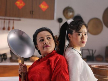 'Khát tiền', đầu tắt mặt tối - nỗi niềm điên cuồng của phụ nữ Việt ngày Tết!