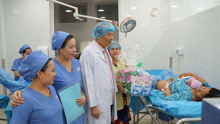 nhung em be ‘heo vang’ dau tien cua nam ky hoi - 5