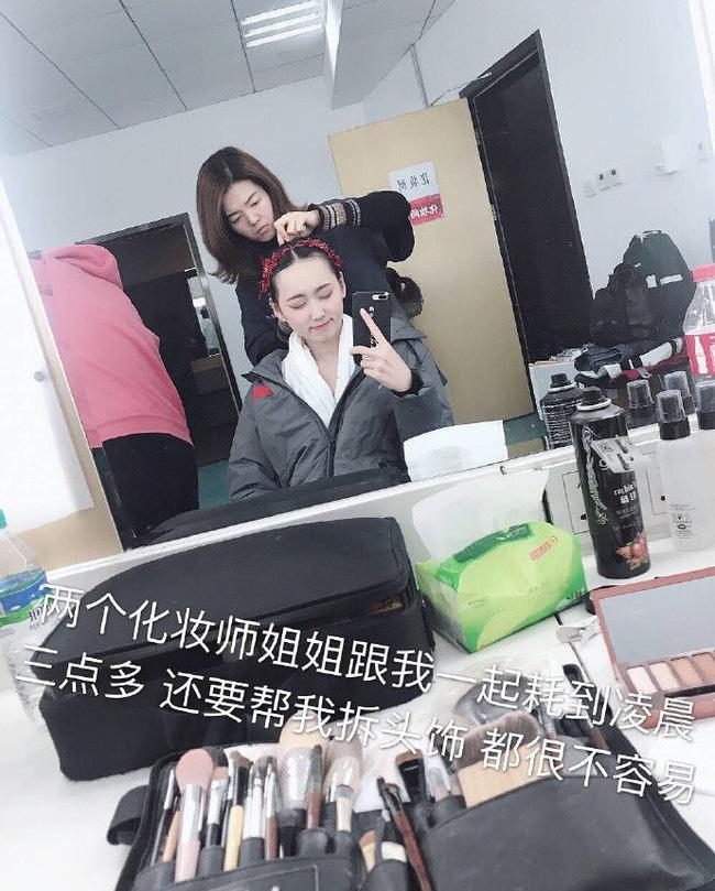 amp;#34;Chân dài số 1 xứ Đàiamp;#34; vừa đầu năm đã dính amp;#34;phốt nặngamp;#34;, bị khán giả mắng chửi - 9