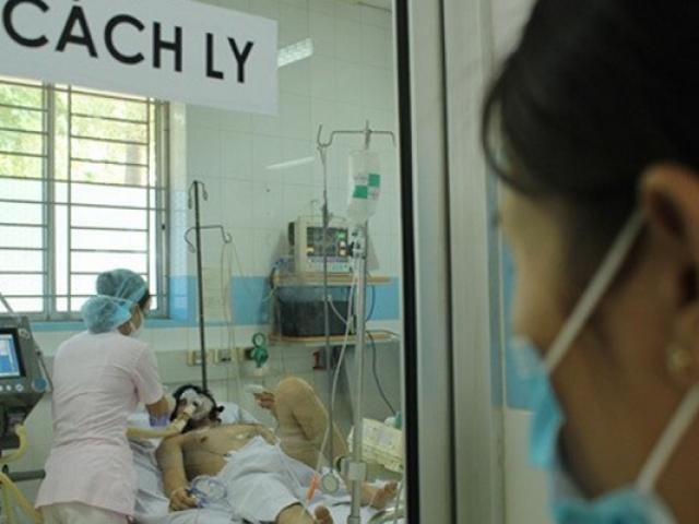 Từ hai trường hợp nguy kịch khi mắc cúm, chuyên gia cảnh báo các biểu hiện cần đến viện ngay