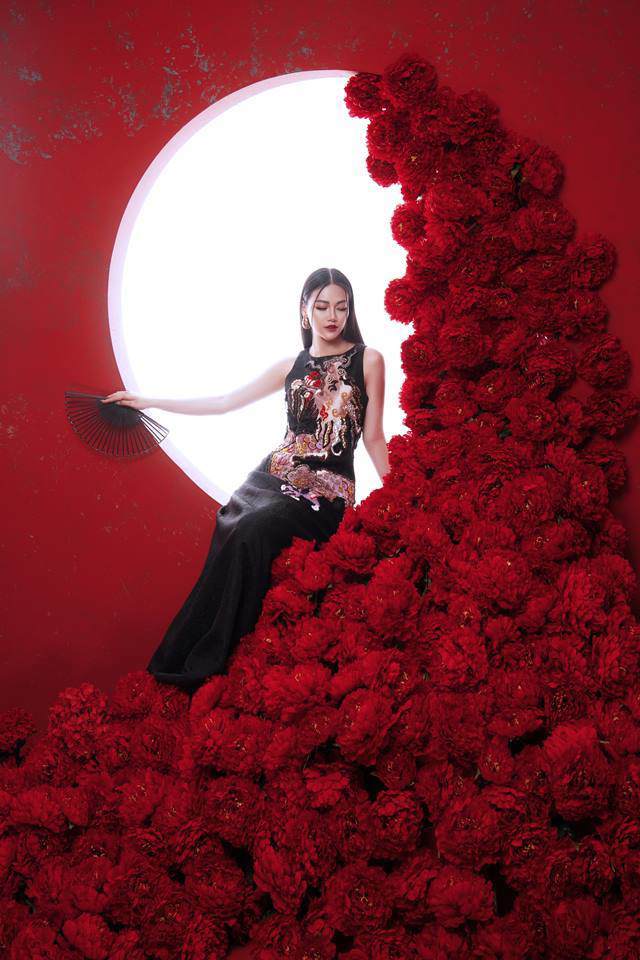 Tung bộ ảnh đậm chất Á Đông, hoa hậu Trái đất Phương Khánh quyền nữ ‘chuẩn’ nữ hoàng sắc đẹp - 1