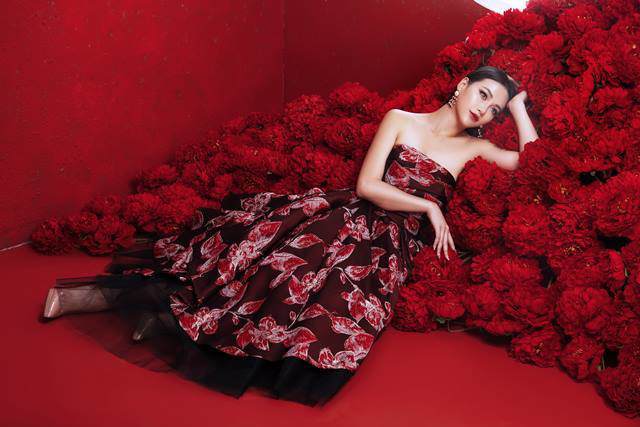 Tung bộ ảnh đậm chất Á Đông, hoa hậu Trái đất Phương Khánh quyền nữ ‘chuẩn’ nữ hoàng sắc đẹp - 9