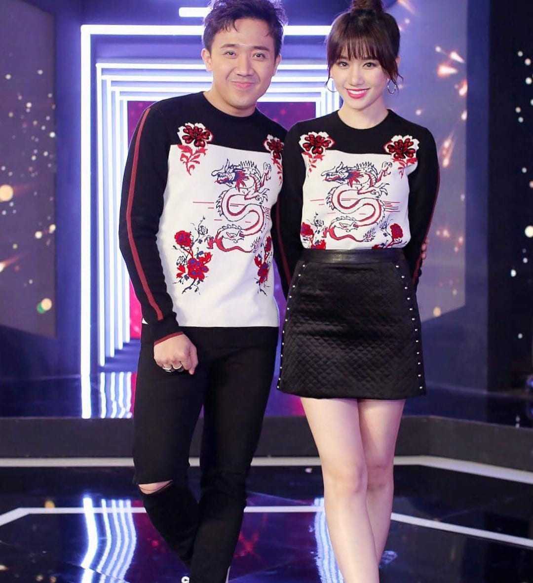 Muốn đánh dấu amp;#34;chủ quyềnamp;#34; dịp Valentine, học ngay phong cách diện đồ đôi của 3 cặp đôi vàng showbiz - 9