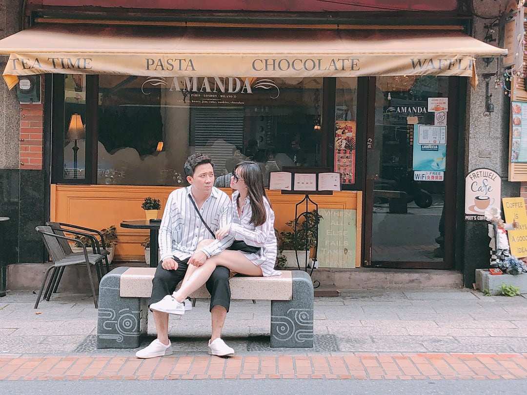 Muốn đánh dấu amp;#34;chủ quyềnamp;#34; dịp Valentine, học ngay phong cách diện đồ đôi của 3 cặp đôi vàng showbiz - 12