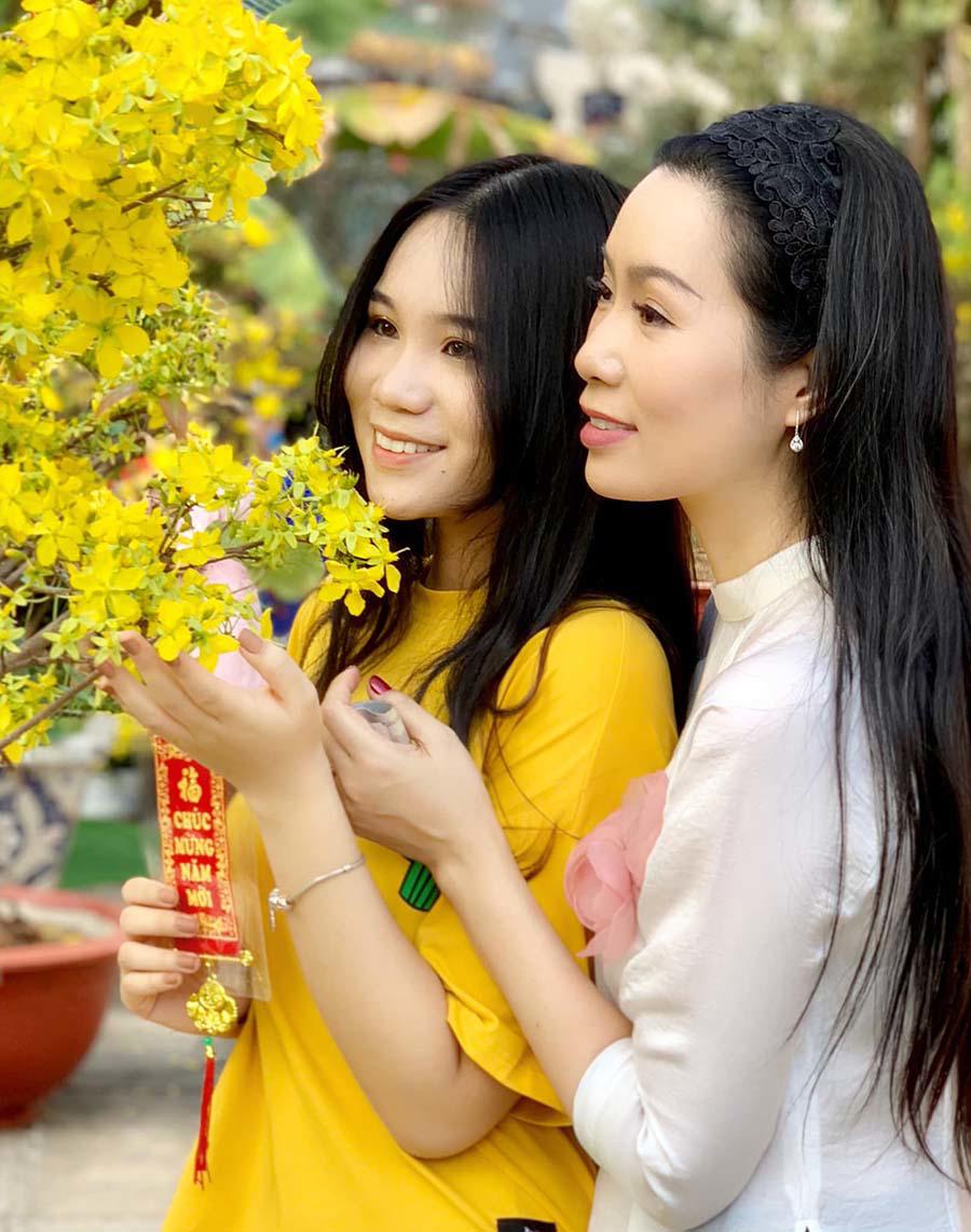 Mới ngày nào mũm mĩm, con gái Trịnh Kim Chi amp;#34;lột xácamp;#34; thành thiếu nữ đẹp phổng phao - 6