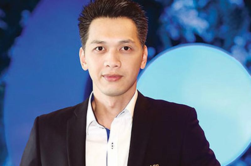 Ngoài khả năng lãnh đạo tài ba, Trần Hùng Huy còn khiến nhiều người ngưỡng mộ bởi sở hữu khối tài sản khổng lồ: gần 28,8 triệu cổ phiếu ACB (chừng 1.240 tỉ đồng tính đến thời điểm kết thúc phiên giao dịch ngày 8/6/2018).
