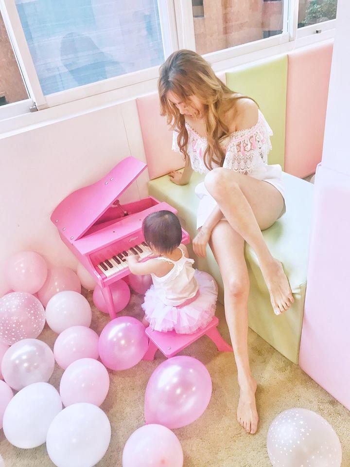 Mỹ nữ cho con bú gây sốt MXH, tìm được facebook thì tất cả ngỡ ngàng - 13