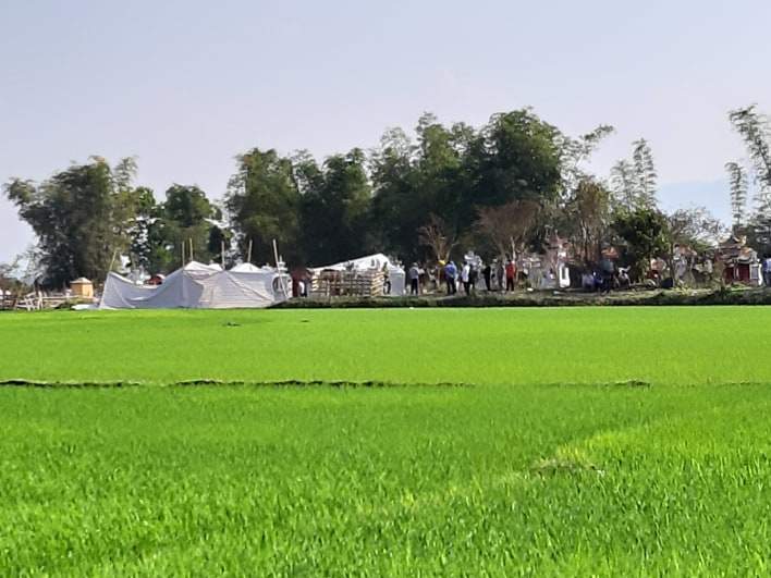 Vụ nữ sinh giao gà bị sát hại: Khai quật, khám nghiệm lại tử thi - 1