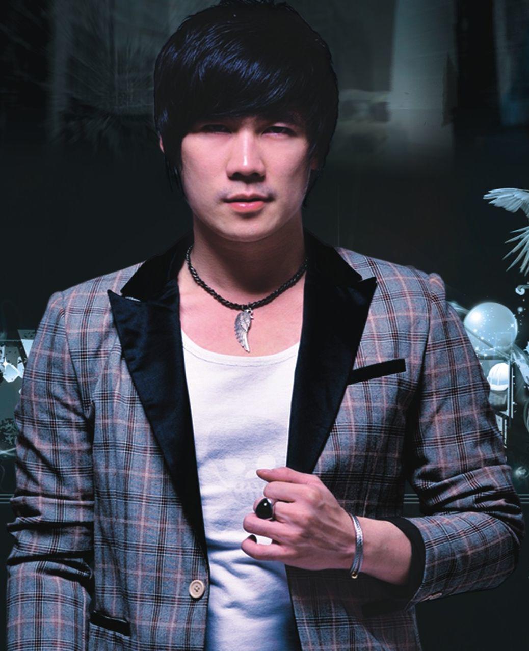 Gần 40 tuổi chưa vợ, Khánh Phương amp;#34;Chiếc khăn gió ấmamp;#34; - tình cũ Quỳnh Nga giờ thế nào? - 1