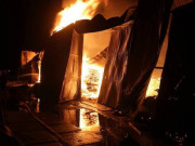 Tin tức - Đầu năm bị giục lấy chồng quá nhiều, người phụ nữ tức giận châm lửa đốt nhà