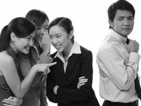 Đi đưa cơm cho vợ, rụng rời chân tay khi nghe chính miệng em phát ra lời nói đó